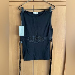 NWT Brand New With Tags Valentino Made In Italy Knitwear Women’s Top Size Medium